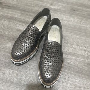 Summit White Mountain Platform Loafer Black pewter Leather Perforated Sz 36